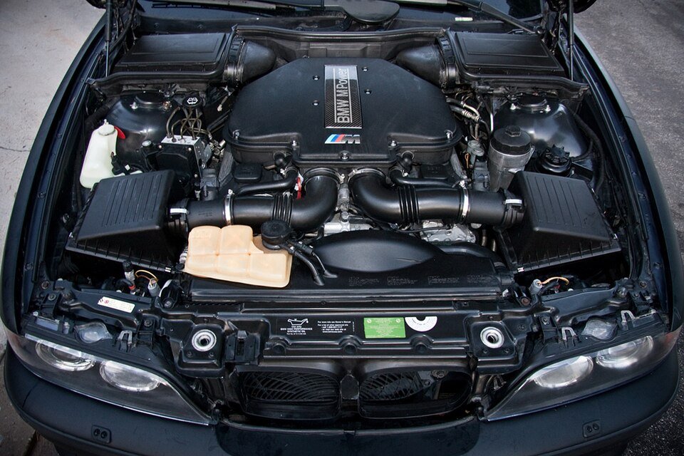 BMW S62